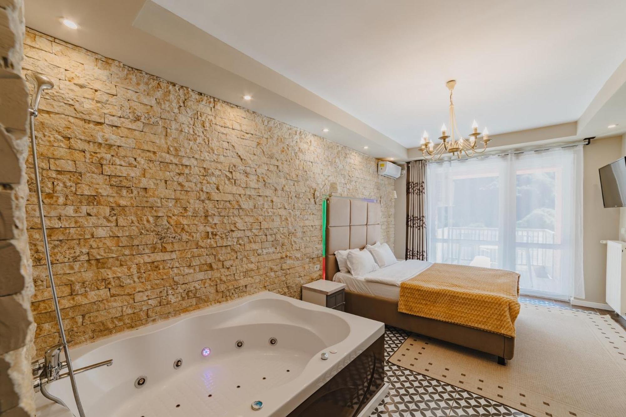Romantic Jacuzzi Belleview Studio Sinaia Exterior foto