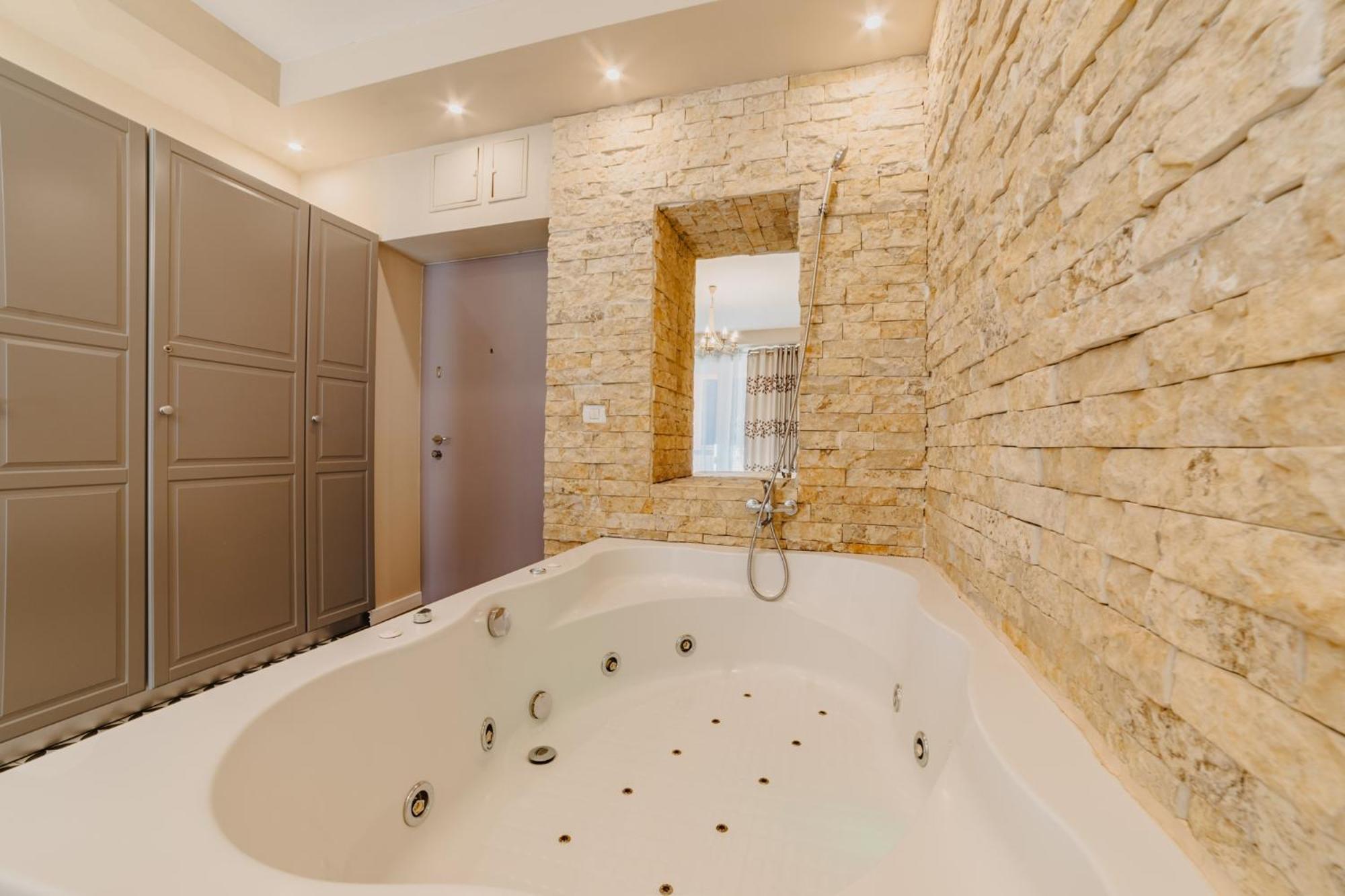 Romantic Jacuzzi Belleview Studio Sinaia Exterior foto